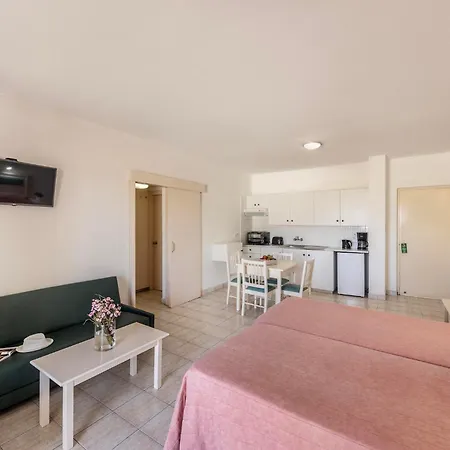 Seagull Aparthotel 3*