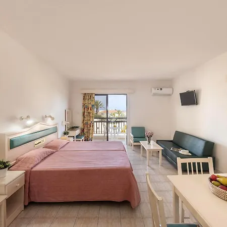 Aparthotel Seagull 3*