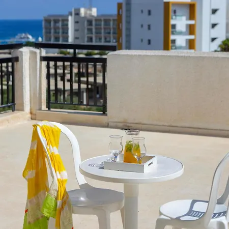 Seagull Aparthotel