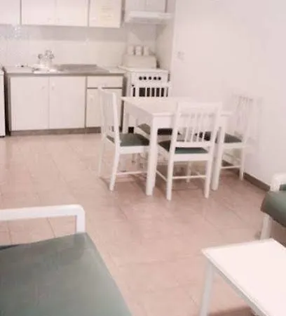 Seagull Apartmanhotel Protarász