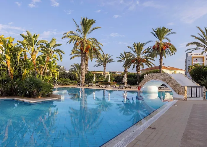 Seagull Aparthotel 3*